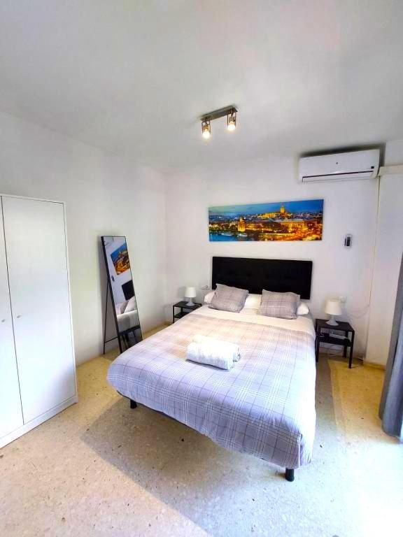 Fray Isidoro Apartment Севиля Екстериор снимка